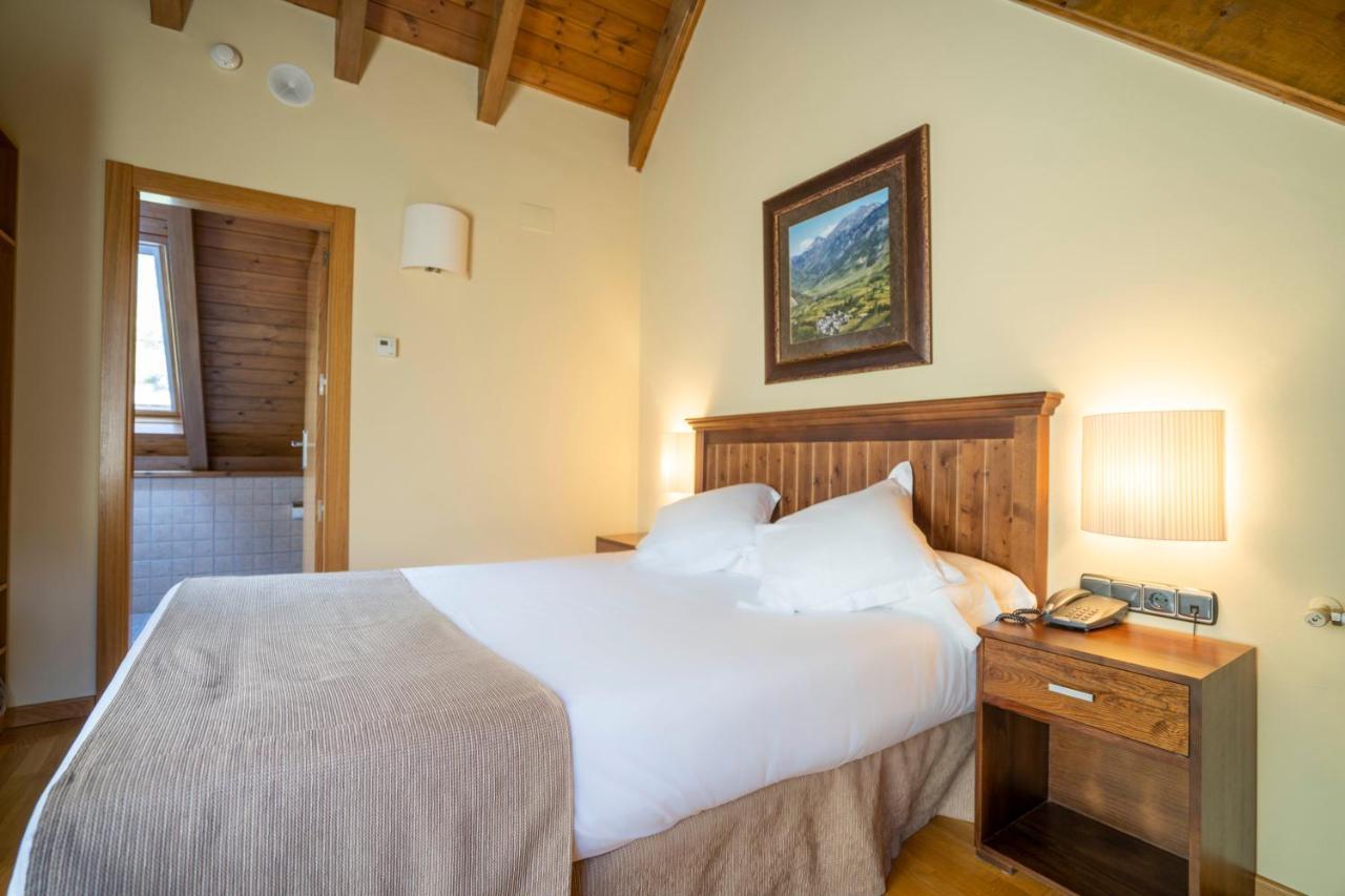 Hotel & Restaurante Pena Arrós Екстериор снимка